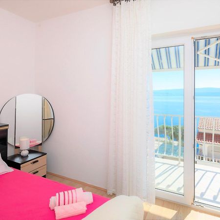 אומיס Fba Family Beach Apartments מראה חיצוני תמונה