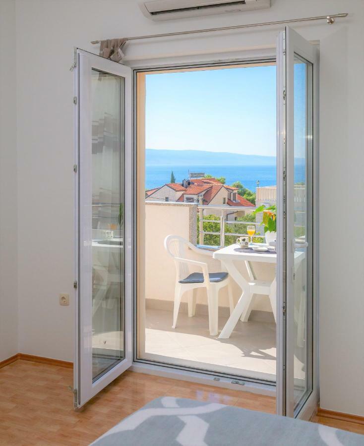 אומיס Fba Family Beach Apartments מראה חיצוני תמונה
